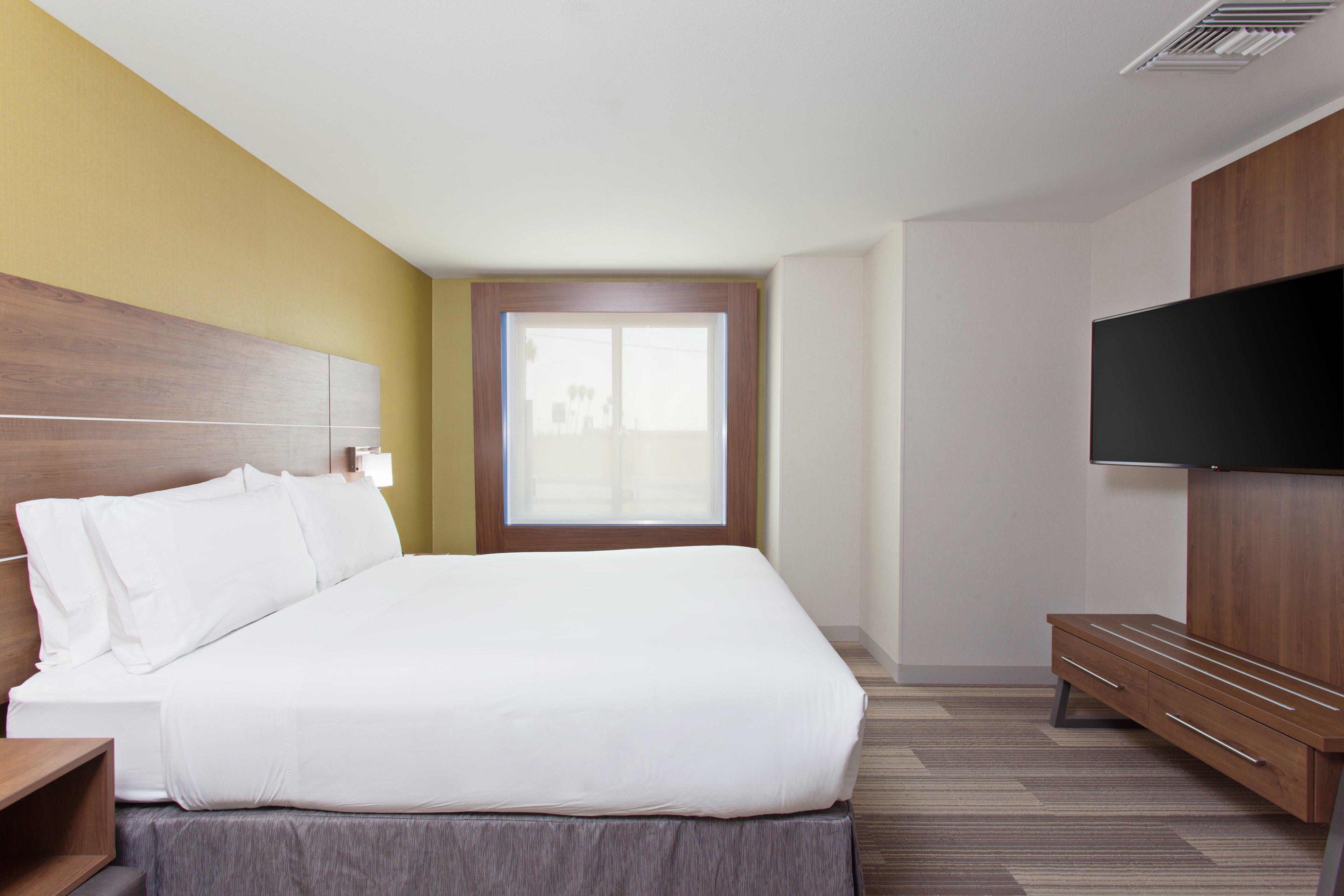 Holiday Inn Express & Suites Pasadena - Los Angeles By Ihg Ngoại thất bức ảnh
